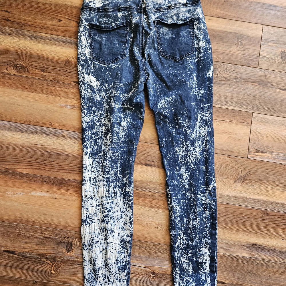 Distressed Skinny Jeans By K. Jordan - Picture 6 of 6